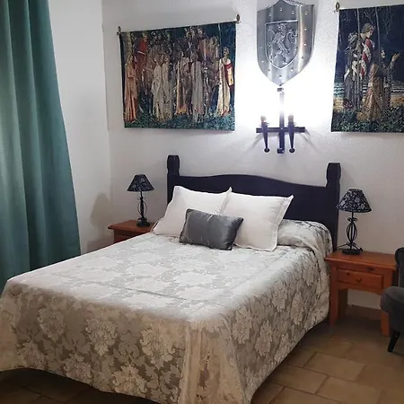 Hotel Rural Hospedería De Calatravos 2*